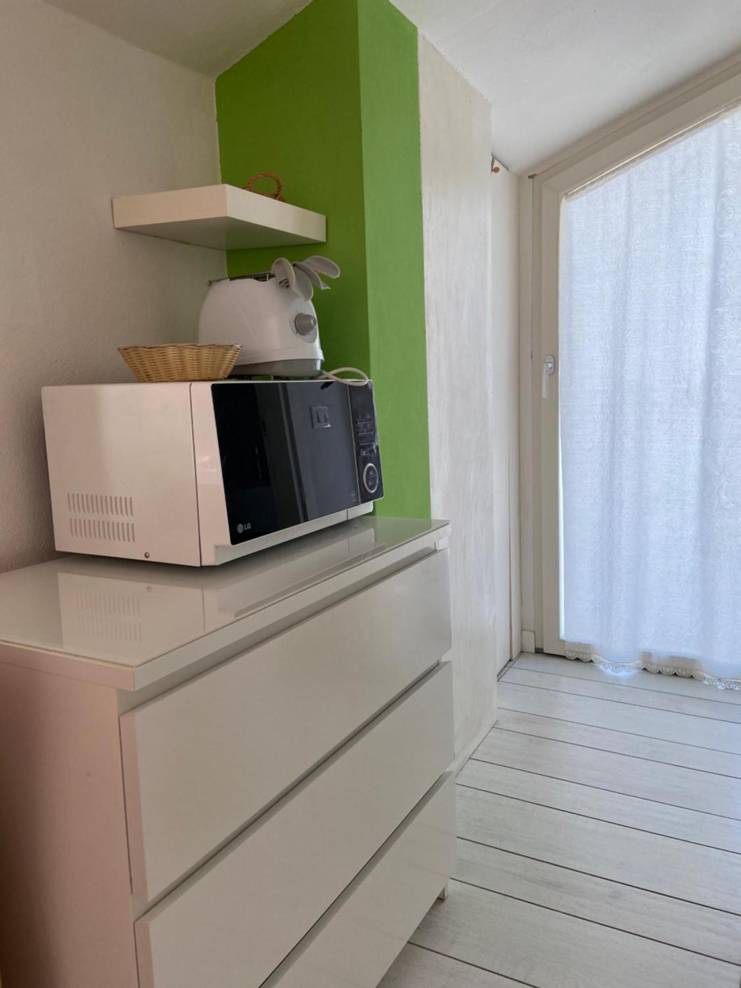 מאלצ'סינה Apartment Lake View מראה חיצוני תמונה